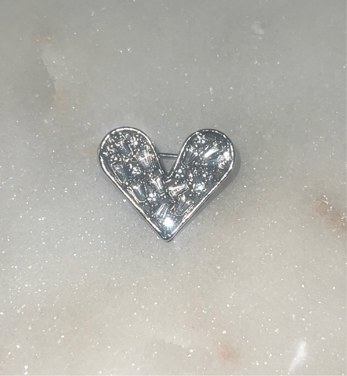 Silver heart broche