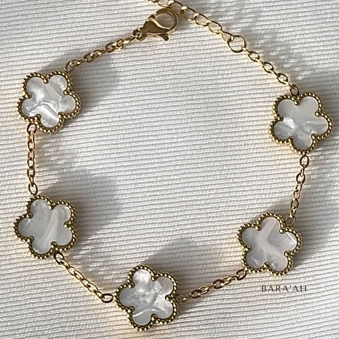 Warda bracelet white